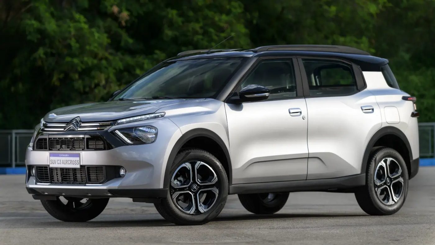 Citroën Aircross gris en carretera